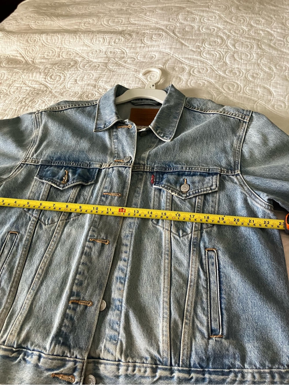NWOT- Levi's Ex-Boyfriend Trucker jacket- Light Blue - Picture 5 of 11